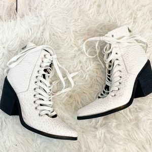 YES leather ankle rocker booties Belmont 9